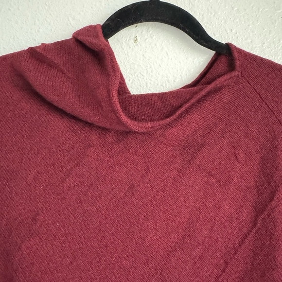 CELESTE Womens Poncho Shawl One-size Fall Burgundy Black Wool Cashmere Blend - Picture 3 of 7